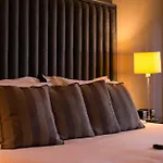 The Twelve Otel