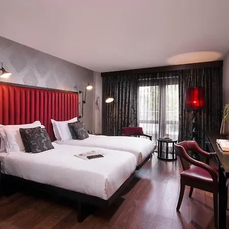 The Twelve 4*