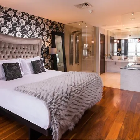 The Twelve Hotel