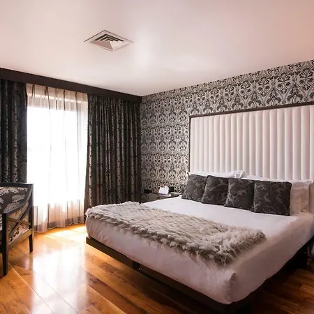 The Twelve Hotel 4*