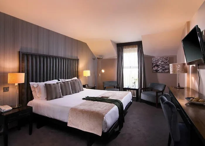 The Twelve 4* Barna (Galway)